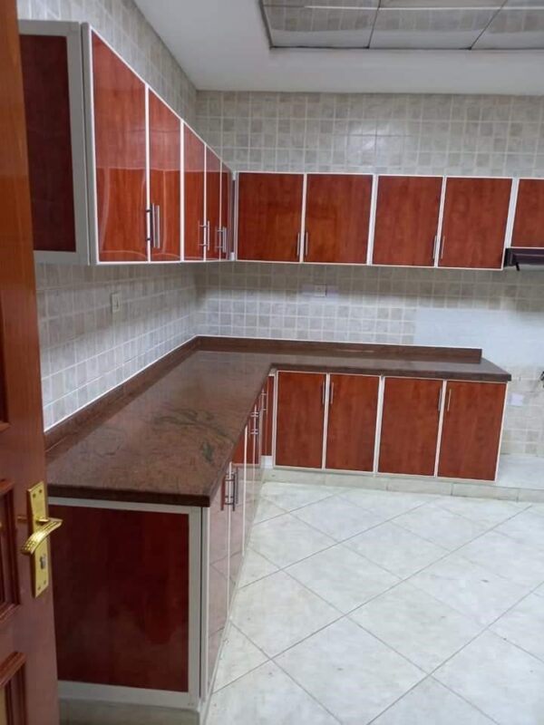 Mahogany Elegance Kitchen Cabinet Set